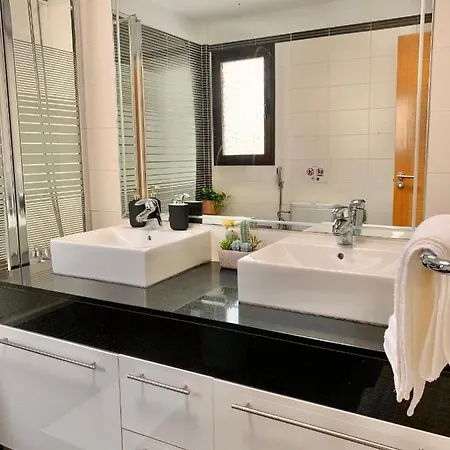 Santa Maria كوستا تاغيسي